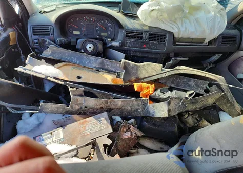 1999 Volkswagen Jetta Gl Tdi z USA, uszkodzony, nr VIN 3VWRF29M3XM114036